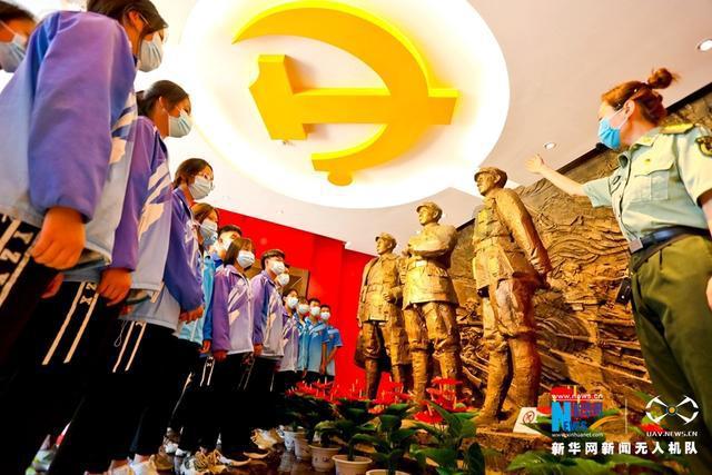 卡通考拉救援